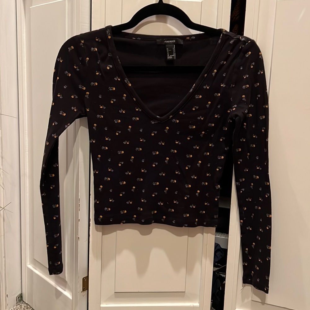 Forever 21 Cropped floral top